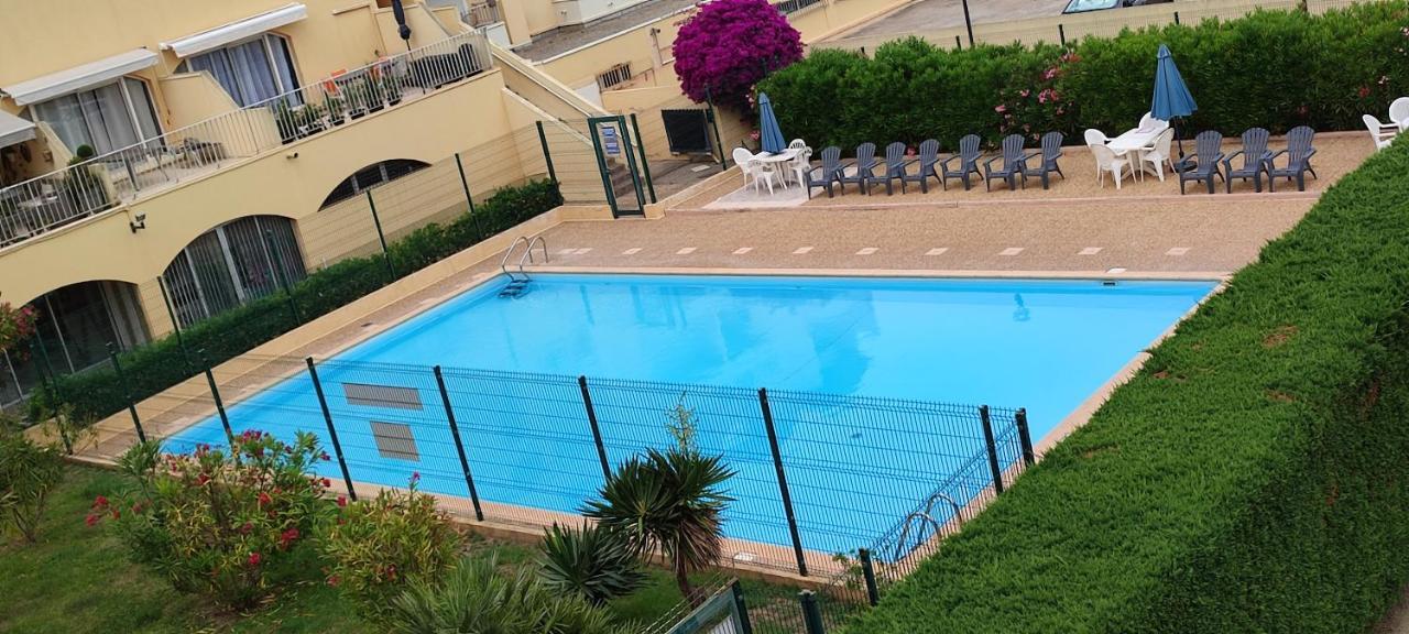 Appartement T2 Avec Piscine, Proche De La Plage Et Du Port Gruissan Buitenkant foto