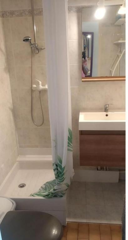 Appartement T2 Avec Piscine, Proche De La Plage Et Du Port Gruissan Buitenkant foto